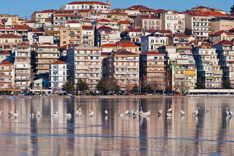 КОСТУР-ПЕШТЕРАТА НА ЗМЕЈОТ- СВ.АХИЛ