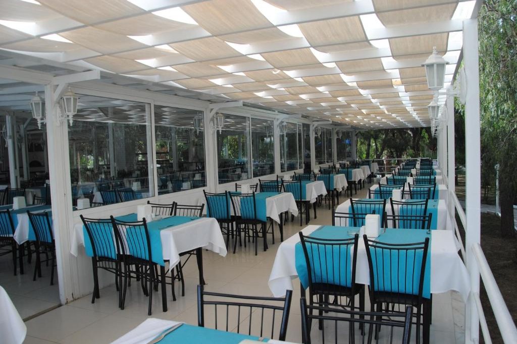 FLORA SUITES SUMMER 2026