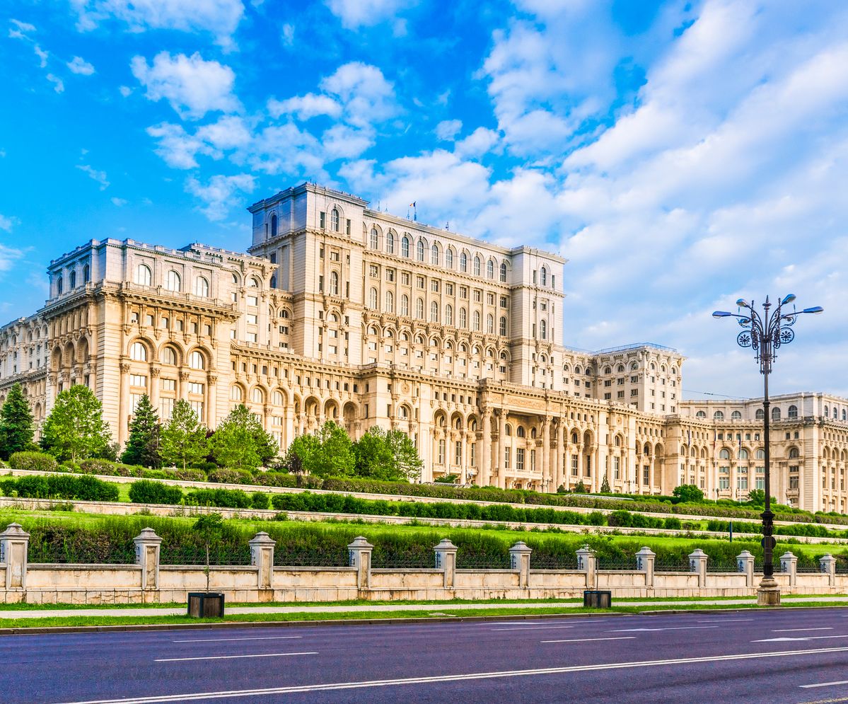 БУКУРЕШТ ВО МАРТ