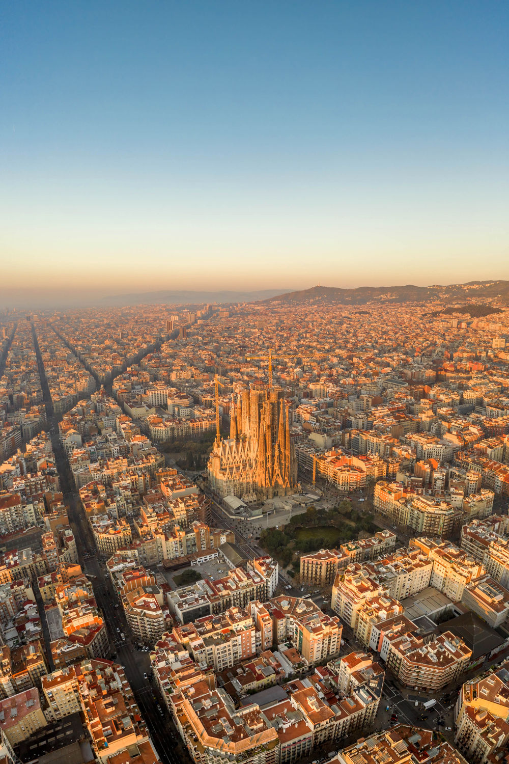БАРСЕЛОНА ВО МАРТ