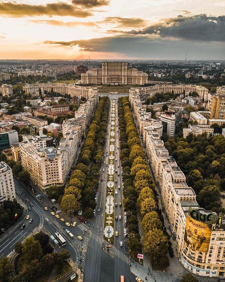 JAШИ-РОМАНИЈА ВО МАЈ