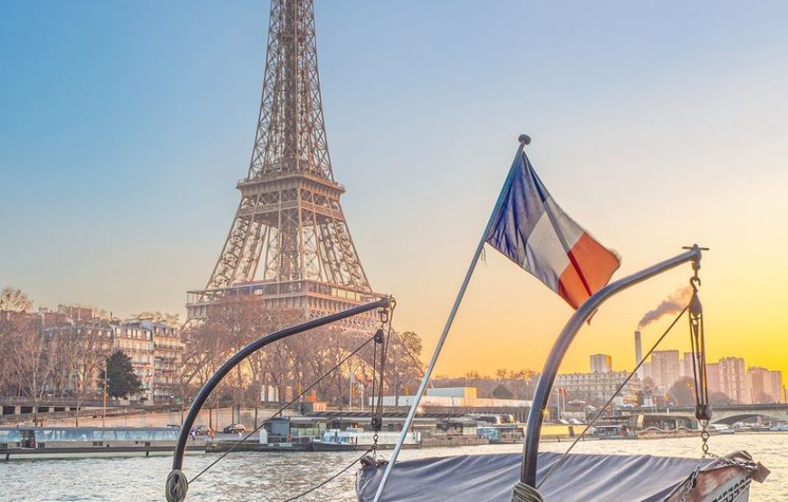 ПАРИЗ ВО МАЈ